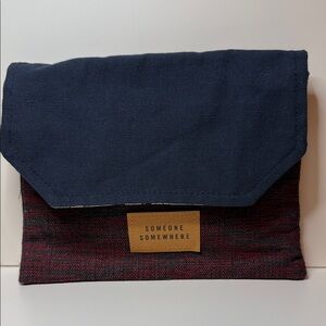 Delta airlines first class artisan pouch cosmetic bag limited edition envelope